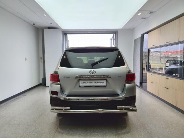 Toyota Highlander II (XU40) Рестайлинг с пробегом 2011 года, цена 1 890 000 рублей, 245000 км, внедорожник, Автокод Объявления