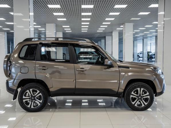 Lada (ВАЗ) Niva Travel I с пробегом 2025 года, цена 1 471 000 рублей, 5890 км, внедорожник, Автокод Объявления