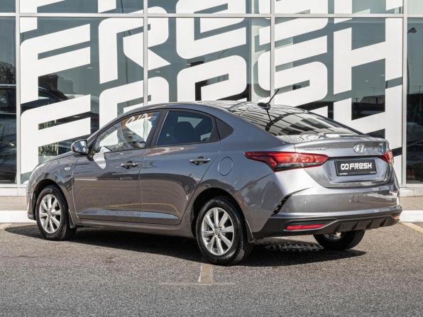 Hyundai Solaris II Рестайлинг с пробегом 2021 года, цена 1 465 000 рублей, 131255 км, седан, Автокод Объявления