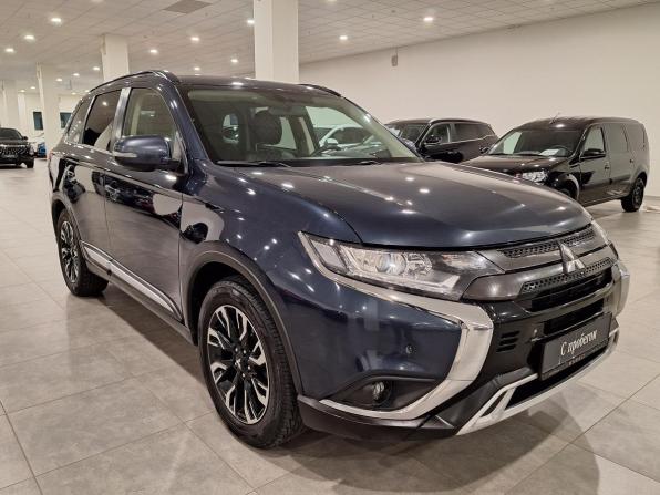 Mitsubishi Outlander III Рестайлинг 3 с пробегом 2021 года, цена 1 900 000 рублей, 167250 км, внедорожник, Автокод Объявления