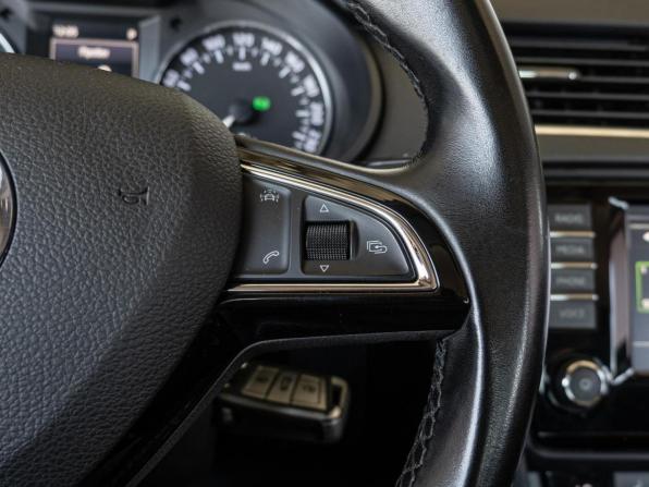 Skoda Octavia III (A7) с пробегом 2017 года, цена 1 610 000 рублей, 178897 км, лифтбек, Автокод Объявления