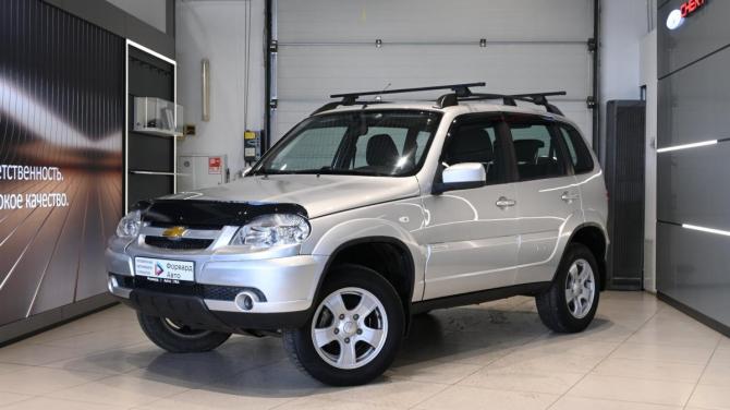 Chevrolet Niva I Рестайлинг с пробегом 2013 года, цена 425 000 рублей, 121761 км, внедорожник, Автокод Объявления