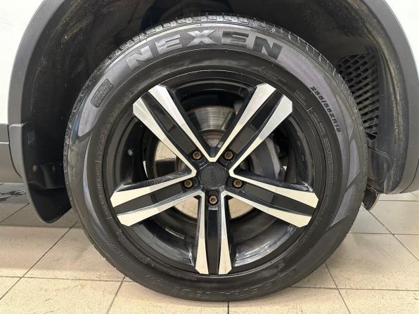 Volkswagen Touareg II Рестайлинг с пробегом 2015 года, цена 2 470 000 рублей, 179332 км, внедорожник, Автокод Объявления