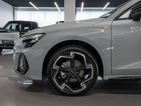 Audi A3 IV (8Y) Рестайлинг с пробегом 2025 года, цена 3 900 000 рублей, 10 км, хэтчбек, Автокод Объявления