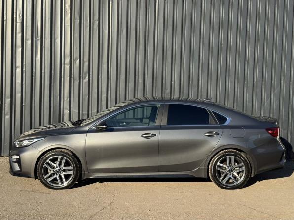 Kia Cerato IV с пробегом 2021 года, цена 2 290 000 рублей, 57300 км, седан, Автокод Объявления