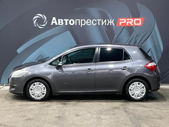 Toyota Auris I Рестайлинг с пробегом 2010 года, цена 660 000 рублей, 139850 км, хэтчбек, Автокод Объявления