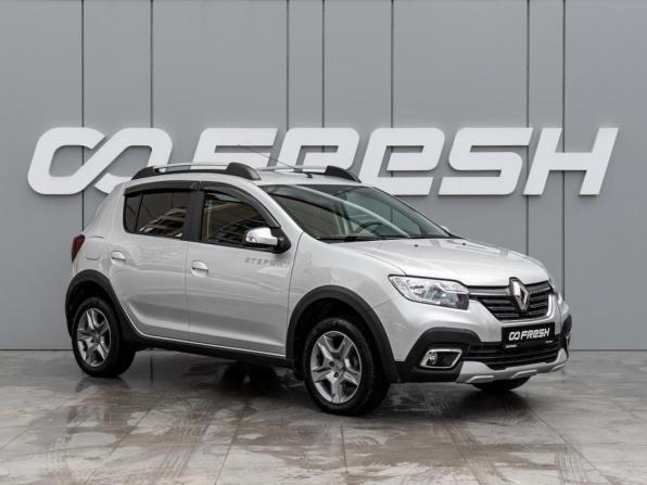 Renault Sandero II Рестайлинг с пробегом 2020 года, цена 1 270 000 рублей, 56896 км, хэтчбек, Автокод Объявления