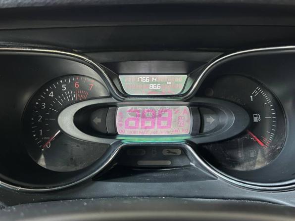 Renault Kaptur I с пробегом 2017 года, цена 1 020 000 рублей, 175000 км, внедорожник, Автокод Объявления