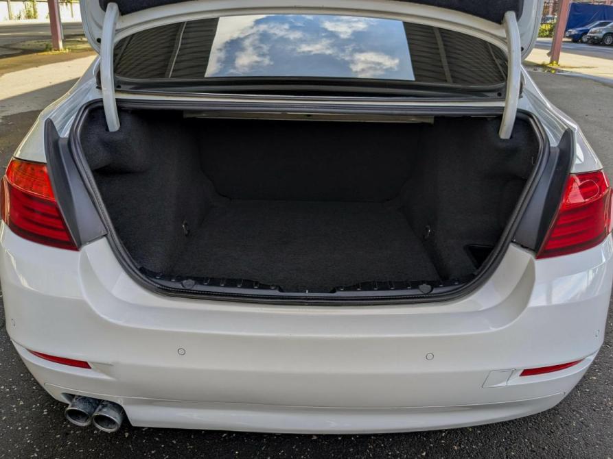 BMW 5 серии VI (F10/F11/F07) Рестайлинг Екатеринбург  - изображение 17