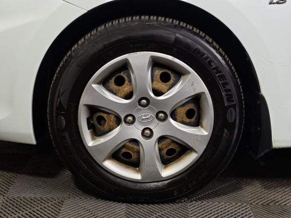 Hyundai Solaris I с пробегом 2012 года, цена 673 000 рублей, 186508 км, седан, Автокод Объявления