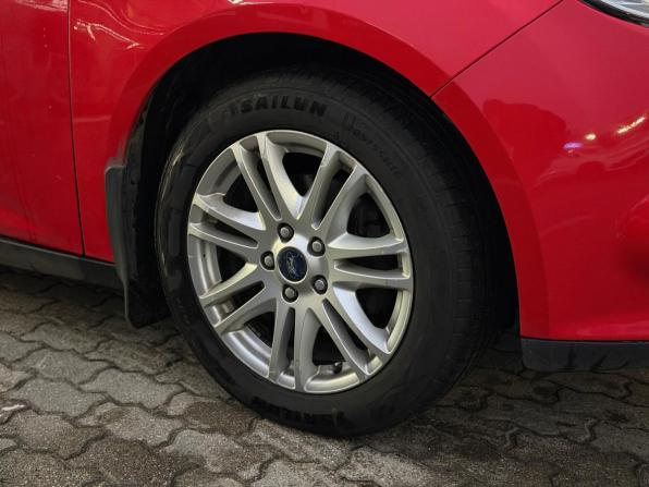 Ford Focus III с пробегом 2013 года, цена 725 000 рублей, 171886 км, хэтчбек, Автокод Объявления