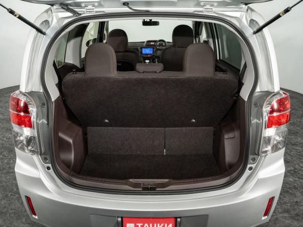 Toyota Spade с пробегом 2013 года, цена 820 300 рублей, 105466 км, микровэн, Автокод Объявления