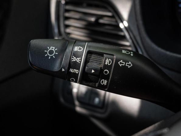 Hyundai Solaris II Рестайлинг с пробегом 2021 года, цена 1 815 000 рублей, 46534 км, седан, Автокод Объявления