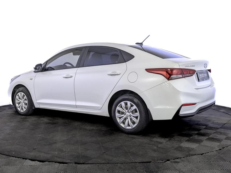 Hyundai Solaris II Москва  - изображение 7