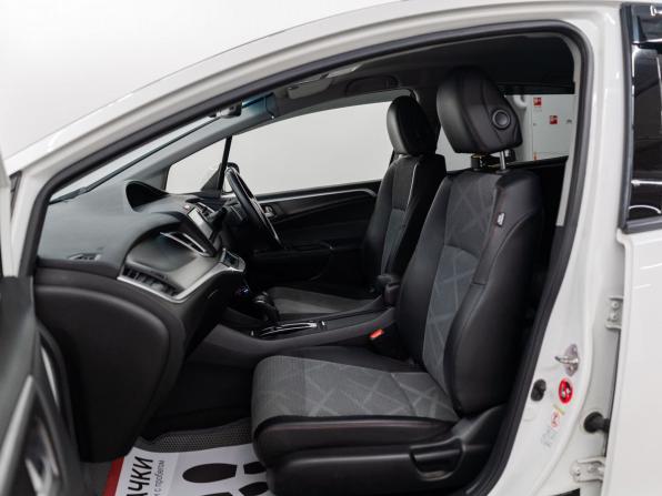 Honda Jade I с пробегом 2015 года, цена 1 349 000 рублей, 145632 км, компактвэн, Автокод Объявления