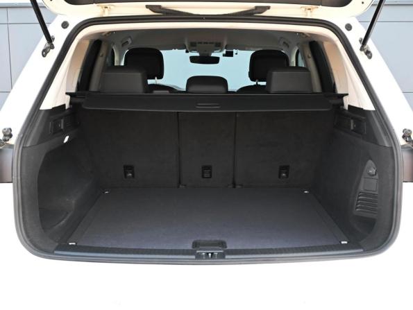Volkswagen Touareg III с пробегом 2019 года, цена 3 999 000 рублей, 151302 км, внедорожник, Автокод Объявления