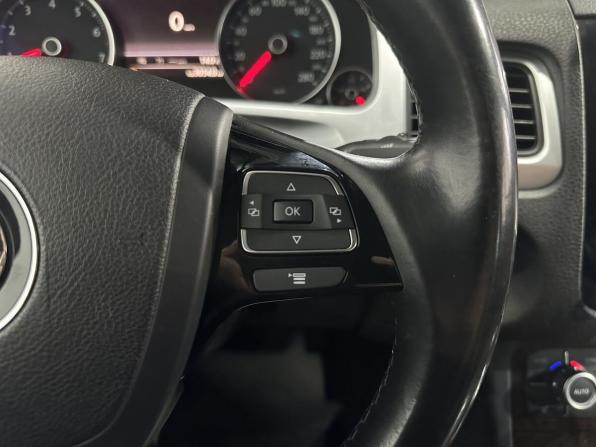 Volkswagen Touareg II с пробегом 2014 года, цена 1 770 000 рублей, 276000 км, внедорожник, Автокод Объявления