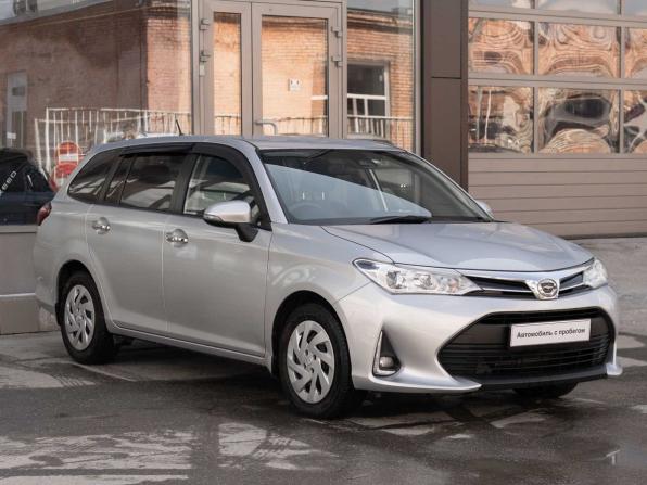 Toyota Corolla XI (E160 E170 E180) Рестайлинг 1 с пробегом 2017 года, цена 1 350 000 рублей, 96820 км, универсал, Автокод Объявления