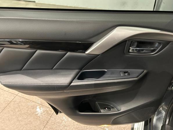Mitsubishi Pajero Sport III с пробегом 2019 года, цена 2 599 000 рублей, 163314 км, внедорожник, Автокод Объявления