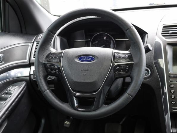 Ford Explorer V Рестайлинг с пробегом 2018 года, цена 2 571 000 рублей, 174777 км, внедорожник, Автокод Объявления
