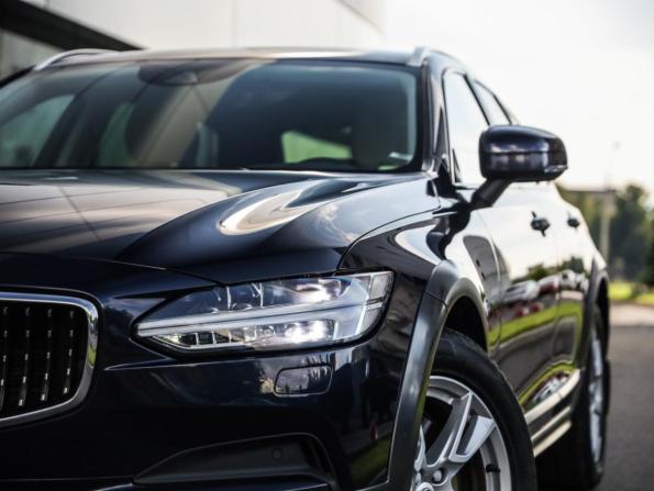 Volvo V90 Cross Country I с пробегом 2017 года, цена 3 206 000 рублей, 137989 км, универсал, Автокод Объявления