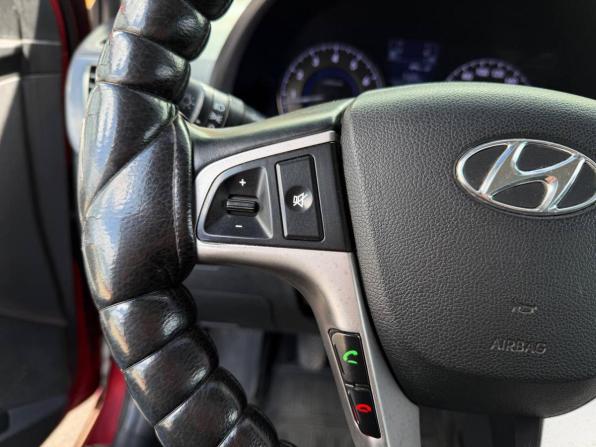 Hyundai Solaris I Рестайлинг с пробегом 2015 года, цена 859 000 рублей, 206859 км, седан, Автокод Объявления