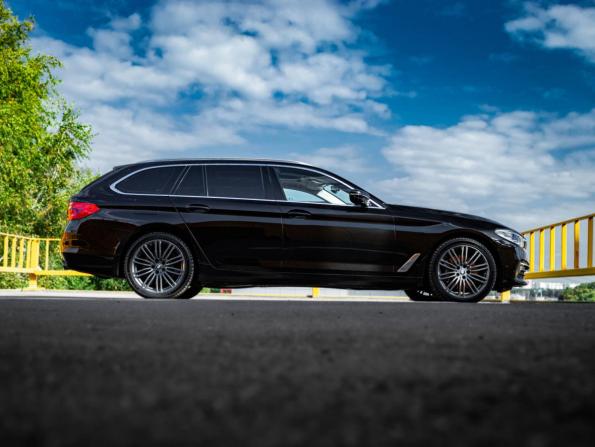 BMW 5 серии VII (G30/G31/G38) с пробегом 2019 года, цена 5 500 000 рублей, 63050 км, универсал, Автокод Объявления