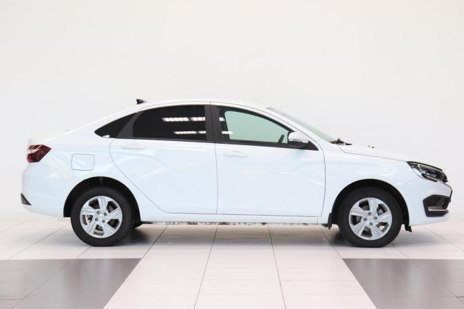 Lada (ВАЗ) Vesta I Рестайлинг (NG) с пробегом 2024 года, цена 1 319 000 рублей, 13000 км, седан, Автокод Объявления