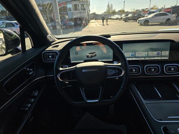 Jaecoo J8 с пробегом 2024 года, цена 3 149 995 рублей, 40711 км, внедорожник, Автокод Объявления