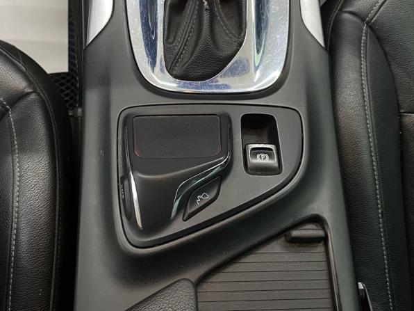 Opel Insignia I Рестайлинг с пробегом 2014 года, цена 1 650 000 рублей, 95404 км, седан, Автокод Объявления
