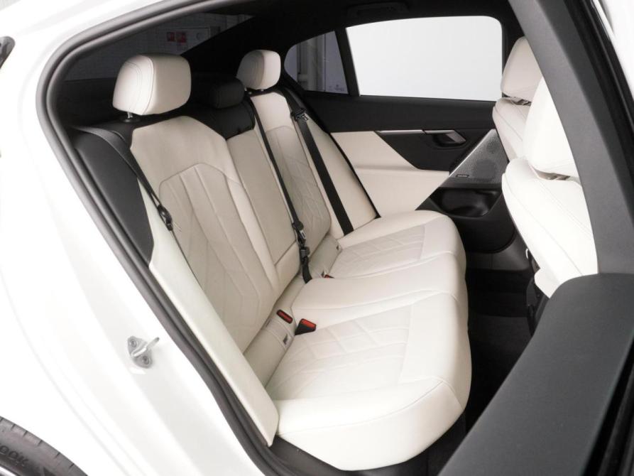 BMW 5 серии VIII (G60/G61/G68) Минеральные Воды  - изображение 7
