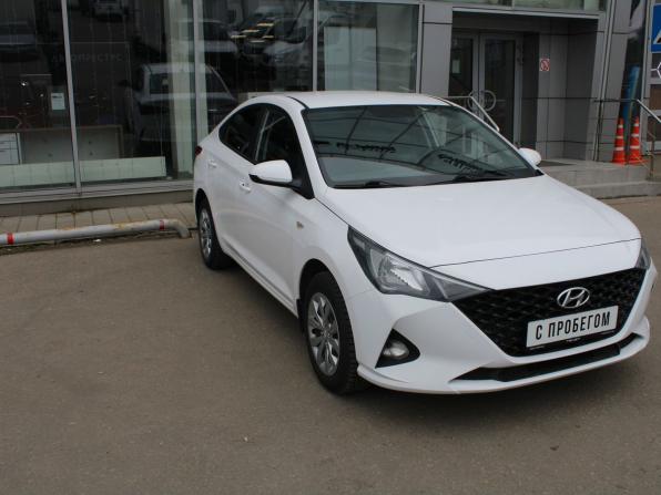 Hyundai Solaris II Рестайлинг с пробегом 2021 года, цена 1 410 864 рубля, 120562 км, седан, Автокод Объявления