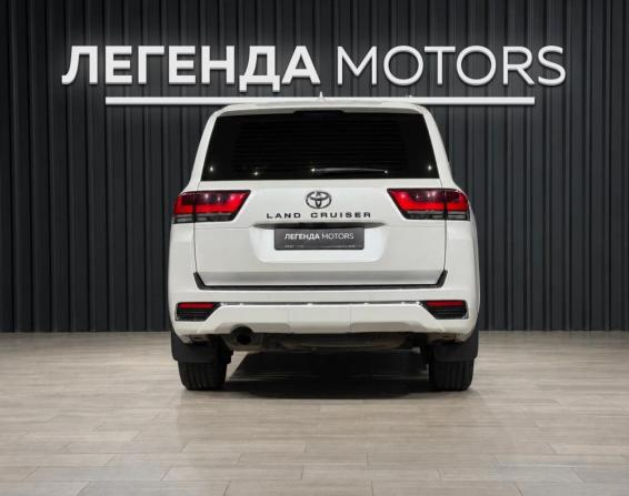 Toyota Land Cruiser 300 Series с пробегом 2021 года, цена 9 790 000 рублей, 48578 км, внедорожник, Автокод Объявления