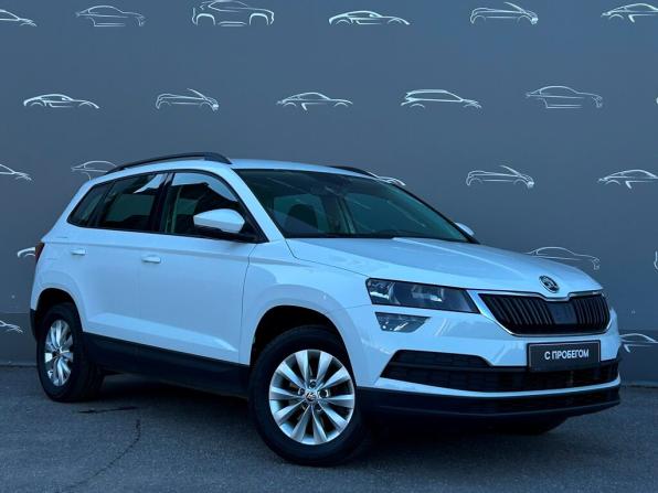 Skoda Karoq I с пробегом 2022 года, цена 2 663 900 рублей, 50276 км, внедорожник, Автокод Объявления