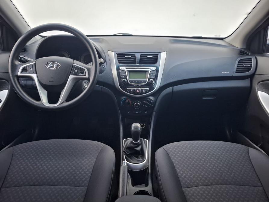Hyundai Solaris I Москва  - изображение 12