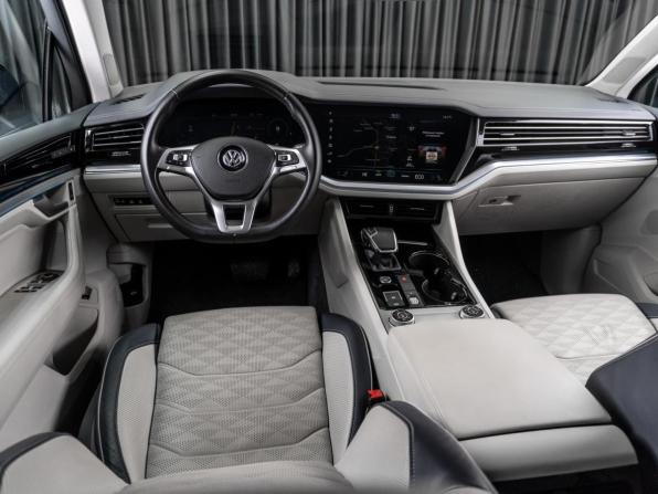 Volkswagen Touareg III с пробегом 2020 года, цена 6 749 000 рублей, 57134 км, внедорожник, Автокод Объявления