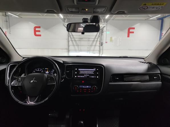 Mitsubishi Outlander III Рестайлинг 3 с пробегом 2018 года, цена 2 580 000 рублей, 75807 км, внедорожник, Автокод Объявления
