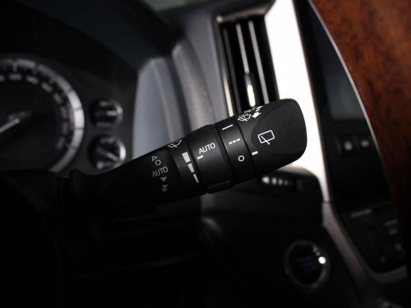 Toyota Land Cruiser 200 Series Рестайлинг 2 с пробегом 2016 года, цена 5 890 000 рублей, 175000 км, внедорожник, Автокод Объявления