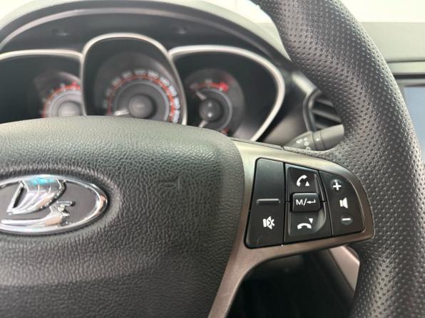 Lada (ВАЗ) Vesta I с пробегом 2017 года, цена 949 000 рублей, 98000 км, седан, Автокод Объявления