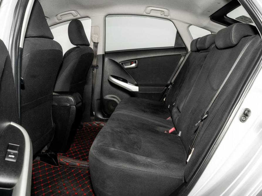 Toyota Prius III Рестайлинг (XW30) Иркутск  - изображение 7