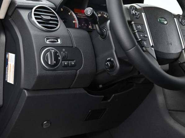 Land Rover Discovery IV с пробегом 2011 года, цена 1 499 000 рублей, 139000 км, внедорожник, Автокод Объявления