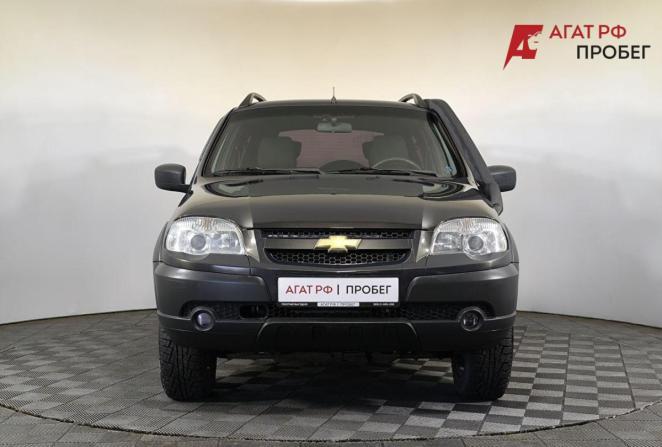 Chevrolet Niva I Рестайлинг с пробегом 2017 года, цена 750 000 рублей, 116821 км, внедорожник, Автокод Объявления