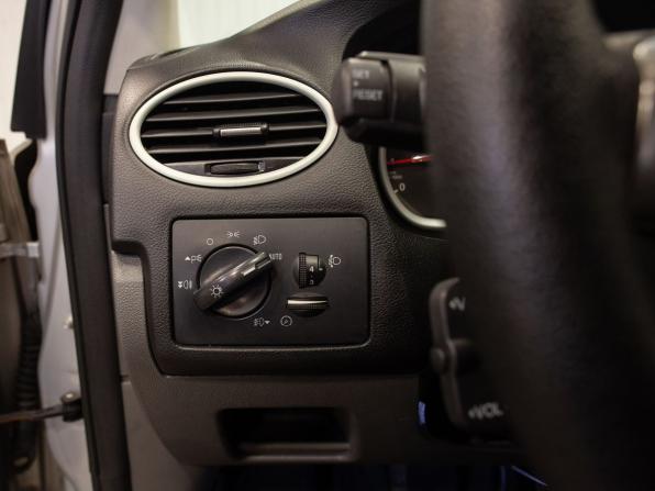 Ford Focus II Рестайлинг с пробегом 2010 года, цена 640 000 рублей, 165375 км, седан, Автокод Объявления