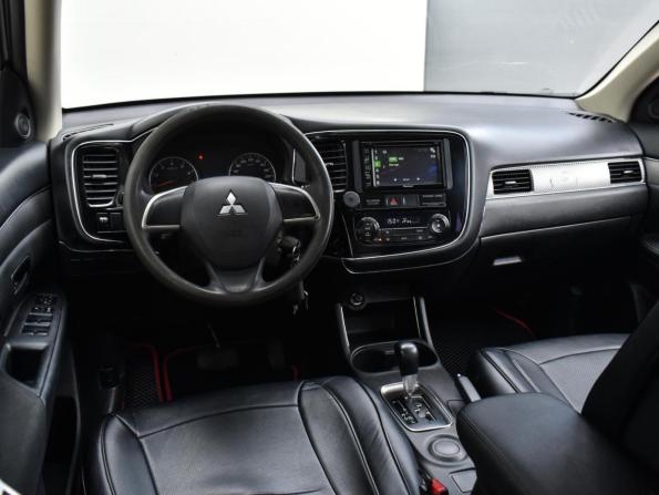 Mitsubishi Outlander III Рестайлинг с пробегом 2014 года, цена 1 279 000 рублей, 204375 км, внедорожник, Автокод Объявления