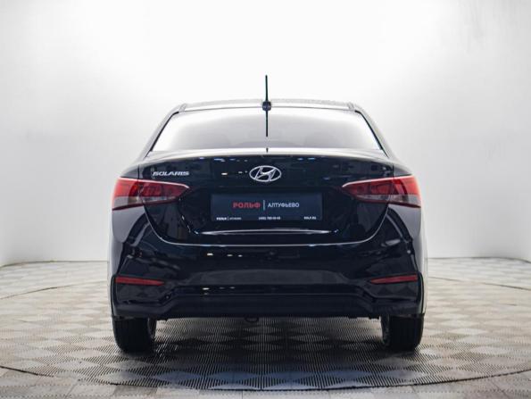 Hyundai Solaris II с пробегом 2018 года, цена 1 290 000 рублей, 90751 км, седан, Автокод Объявления
