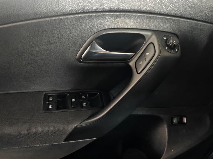 Volkswagen Polo V Рестайлинг Москва  - изображение 15