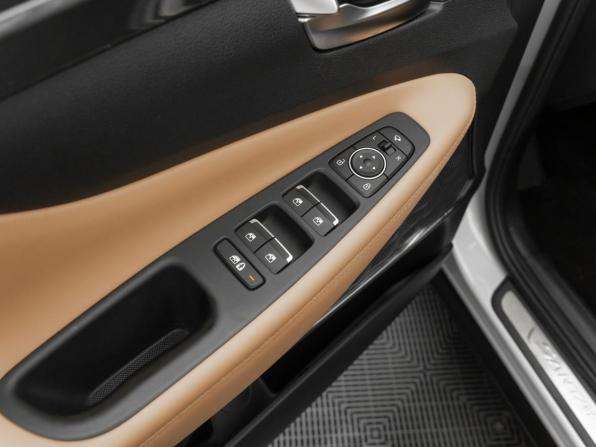 Hyundai Santa Fe IV Рестайлинг с пробегом 2023 года, цена 4 490 000 рублей, 22965 км, внедорожник, Автокод Объявления