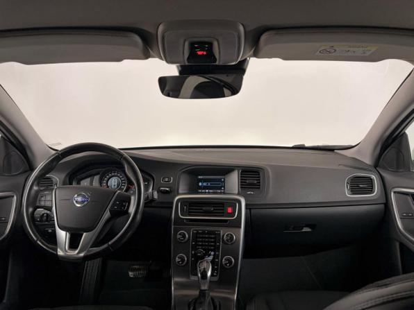 Volvo S60 II Рестайлинг с пробегом 2015 года, цена 1 599 000 рублей, 90098 км, седан, Автокод Объявления