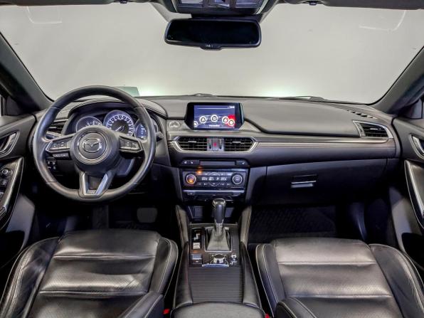 Mazda 6 III (GJ) Рестайлинг с пробегом 2017 года, цена 1 790 000 рублей, 193558 км, седан, Автокод Объявления