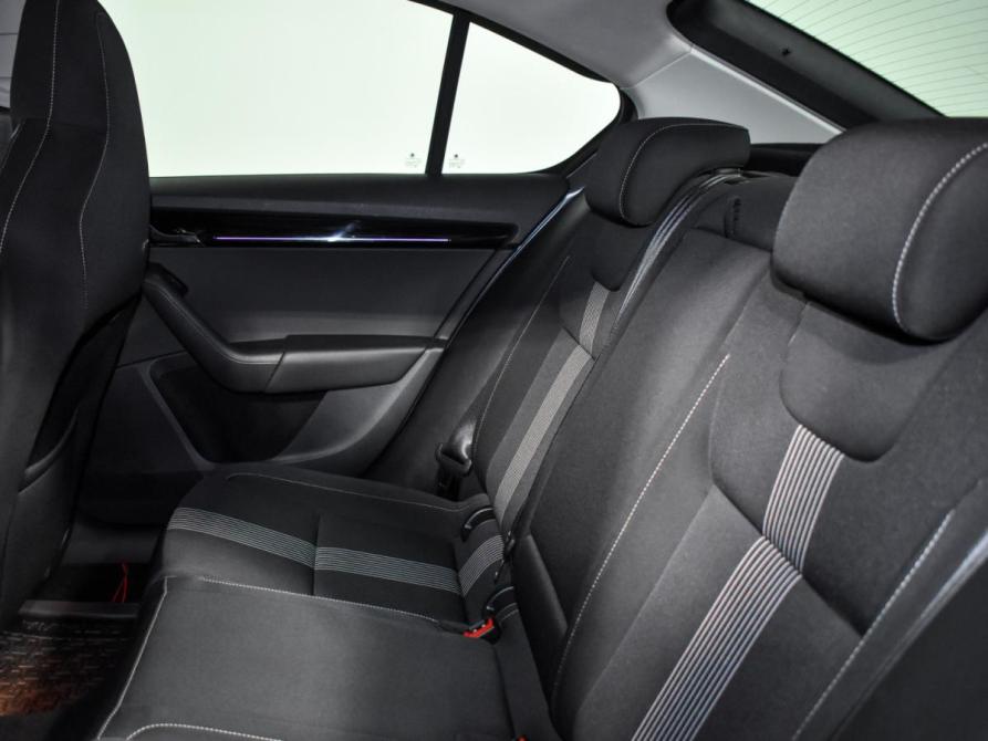 Skoda Octavia III (A7) Рестайлинг Санкт-Петербург  - изображение 13